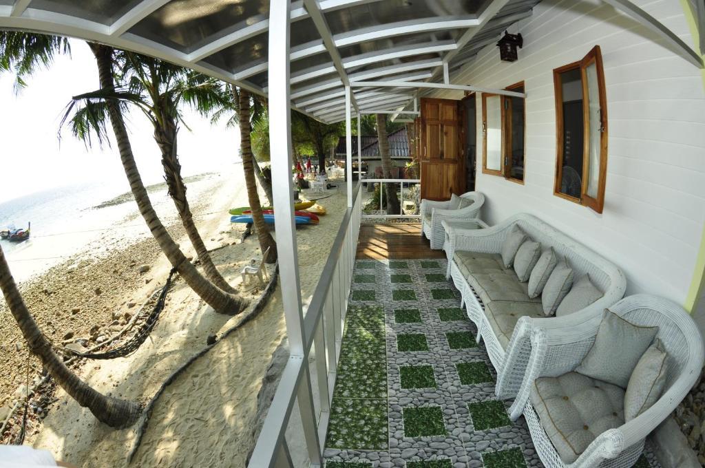Tohko Beach Resort Koh Phi Phi Ngoại thất bức ảnh