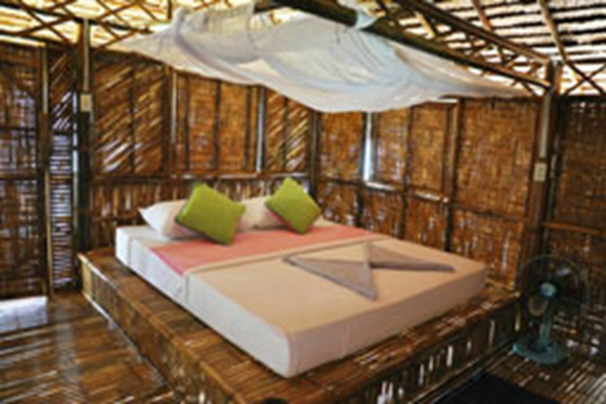 Tohko Beach Resort Koh Phi Phi Ngoại thất bức ảnh
