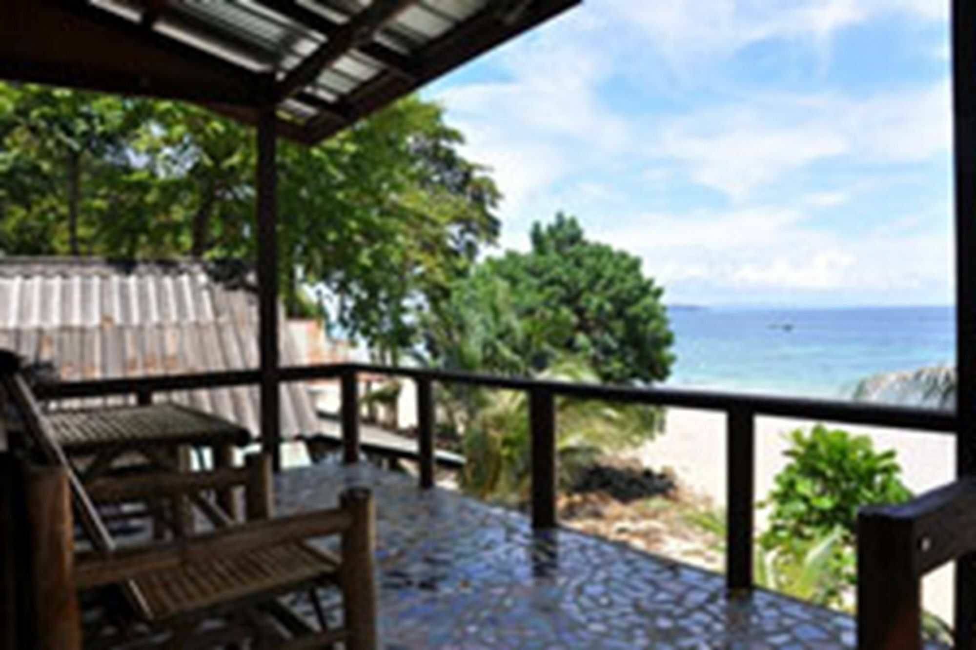 Tohko Beach Resort Koh Phi Phi Ngoại thất bức ảnh